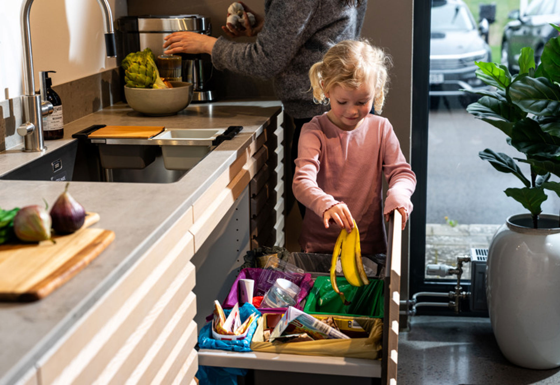 Färgsortering i hemmet gör sorteringen enkel.